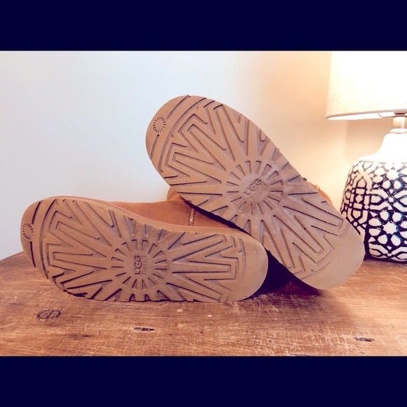 UGG Tall Boots - Picture 7 of 7